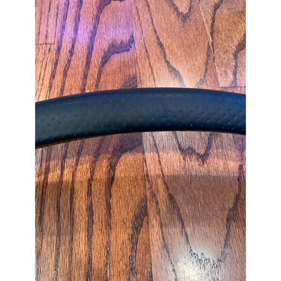 Uppababy Vista Bumper Bar Leather Cover | Black - Picture 8 of 9